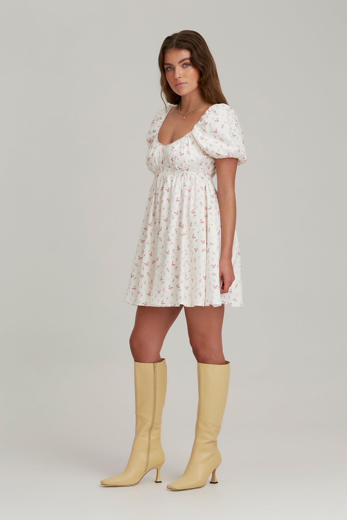 Finders - Zadie Mini Dress - White Daisy