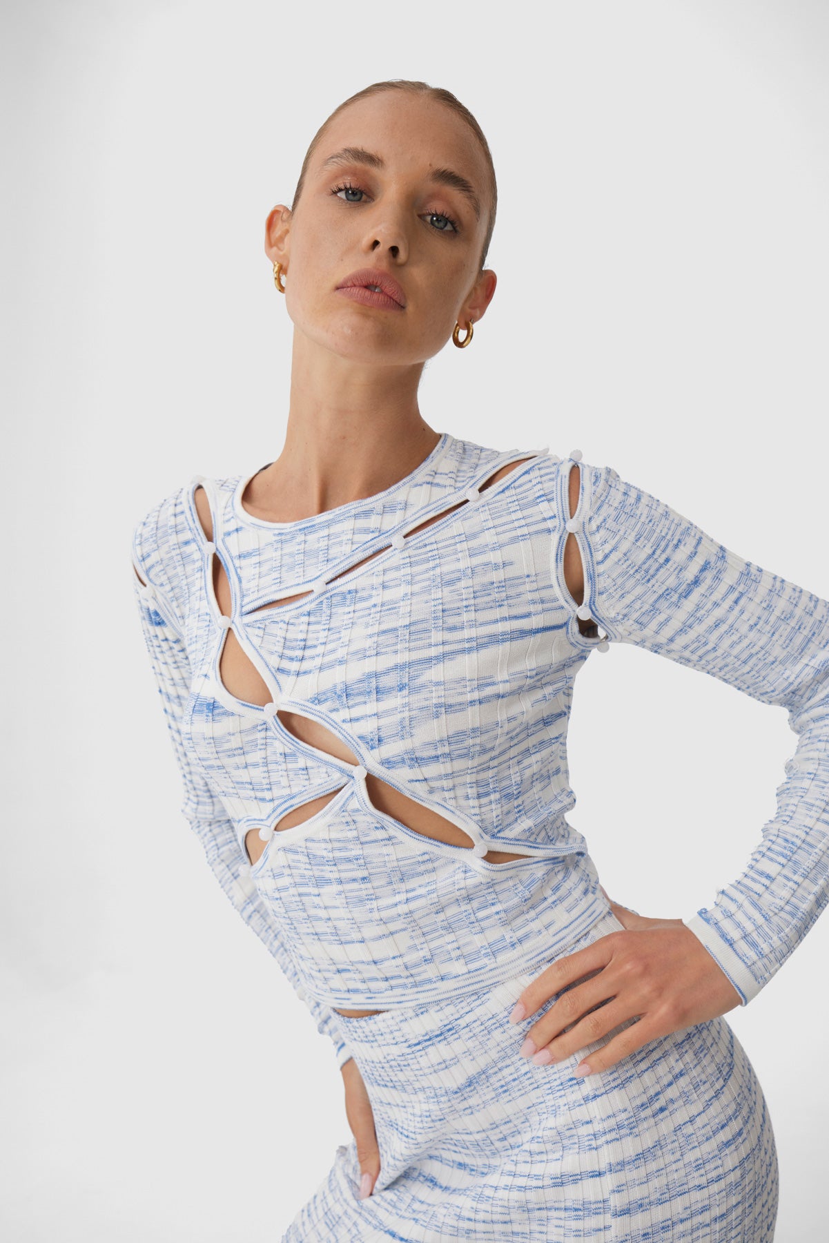 C/MEO Collective - Eventually Knit Top - White W Blue Marle